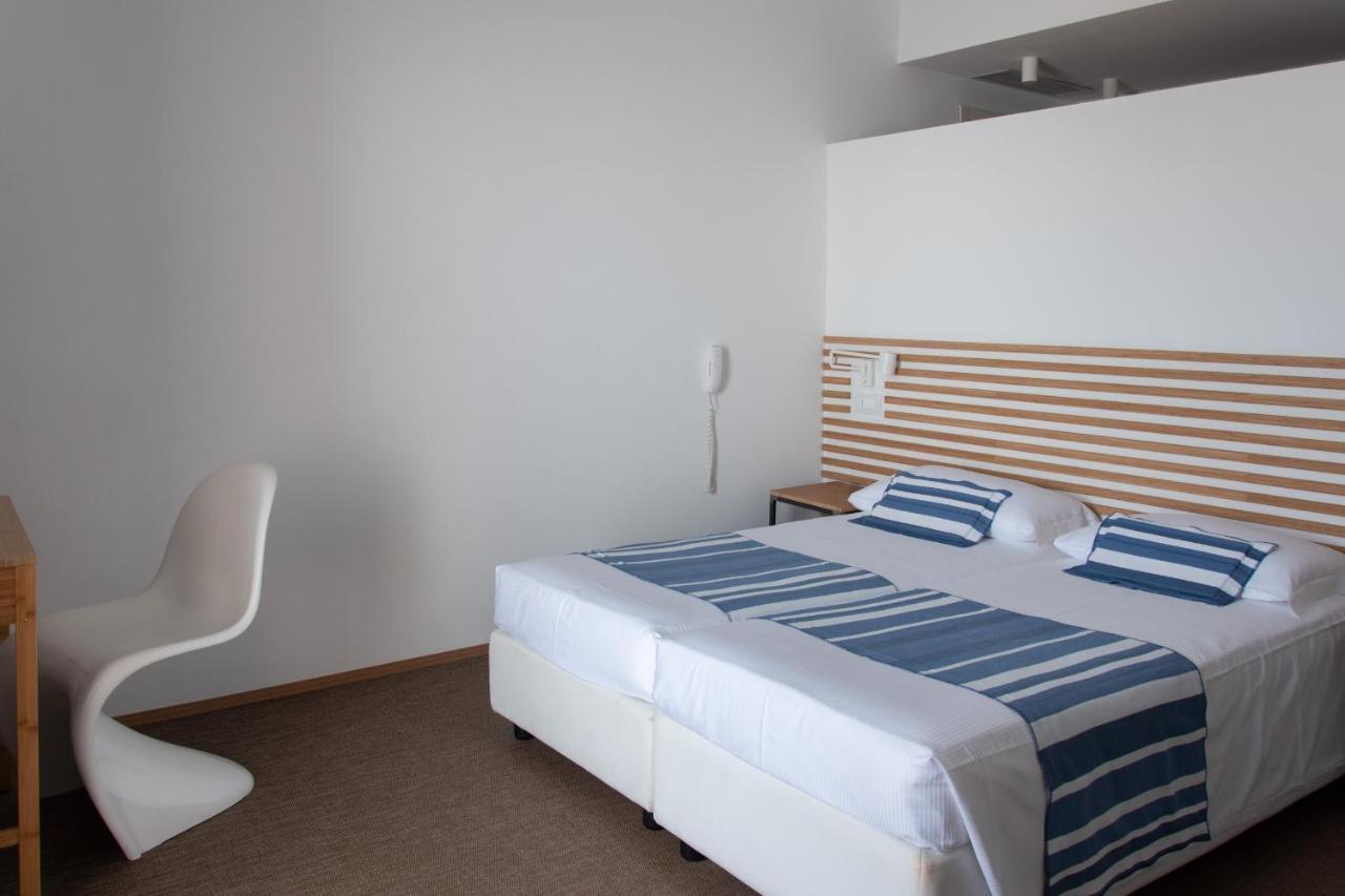 גראדו Albergo Alla Spiaggia מראה חיצוני תמונה