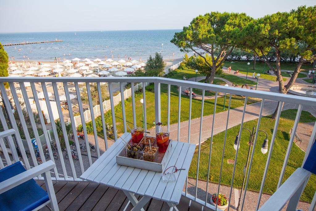 גראדו Albergo Alla Spiaggia מראה חיצוני תמונה
